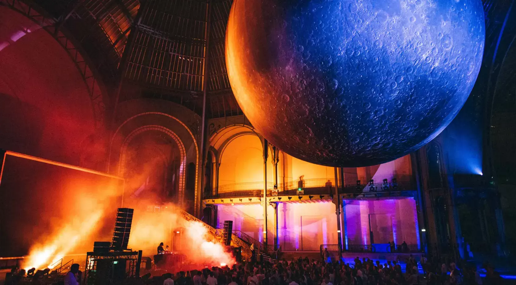 Moon - Grand Palais - Paris