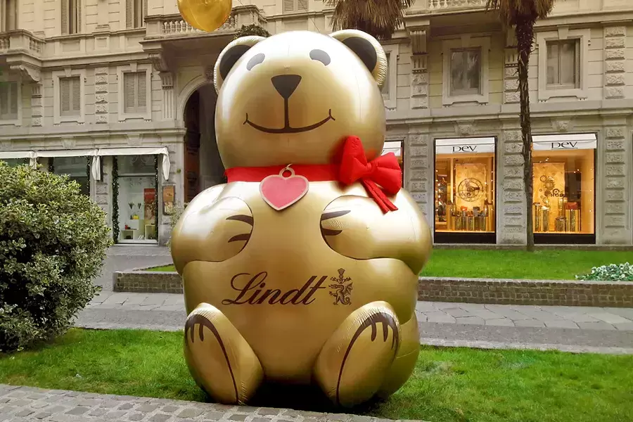 Lindt Teddy Bear Mock-Up